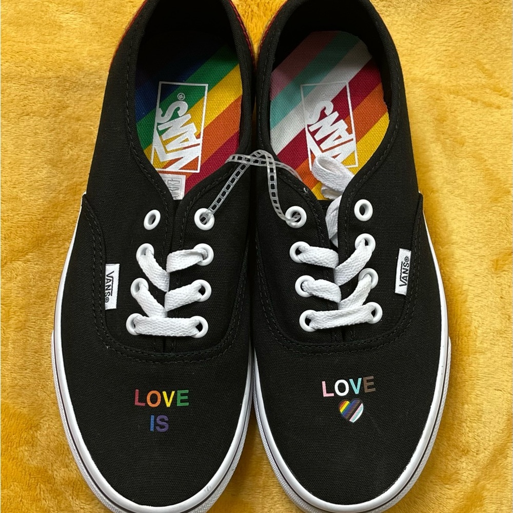 VANS Skate Authentic Black  “Love Is Love” Pride Shoes Women’s Size 7.5